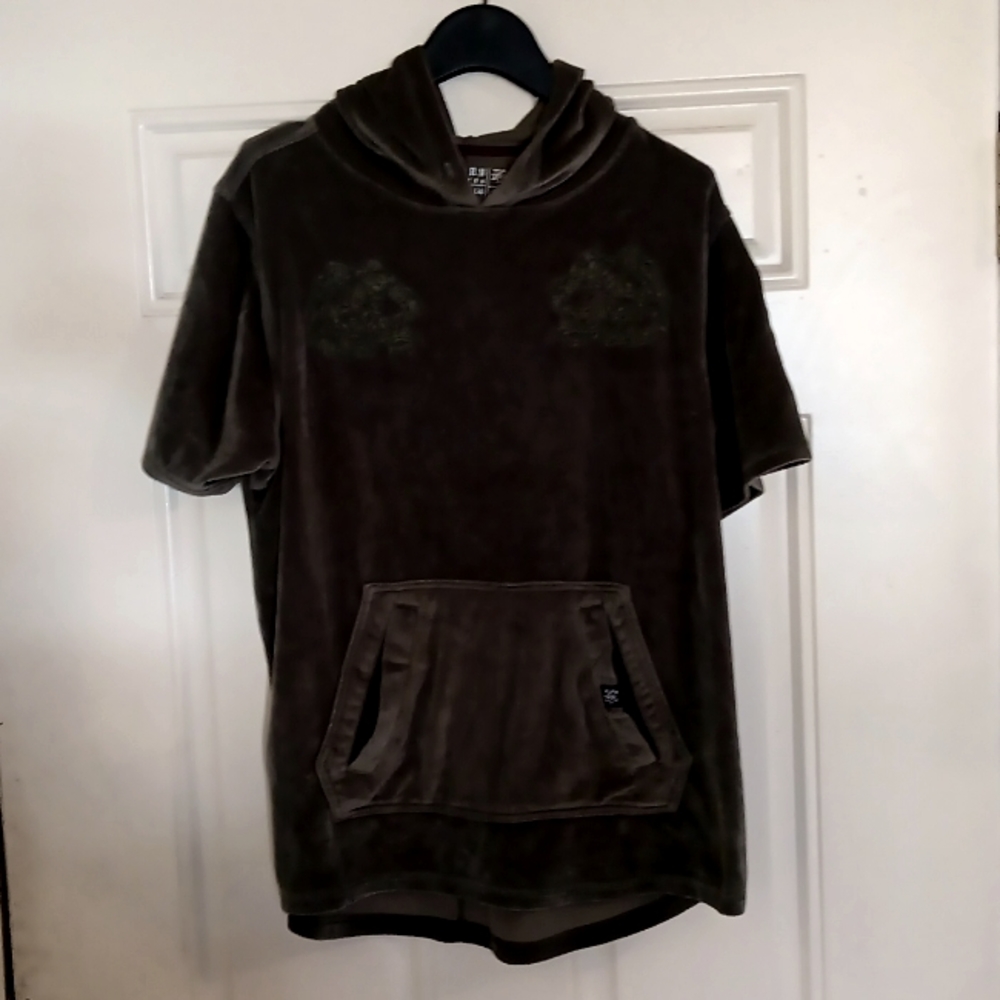 Women's top sz, medium